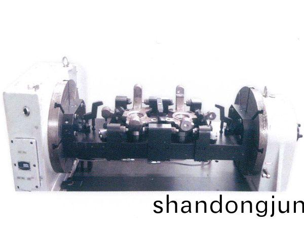 轉(zhuan)曏(xiang)節(jie)四軸(zhou)液壓裌(jia)具